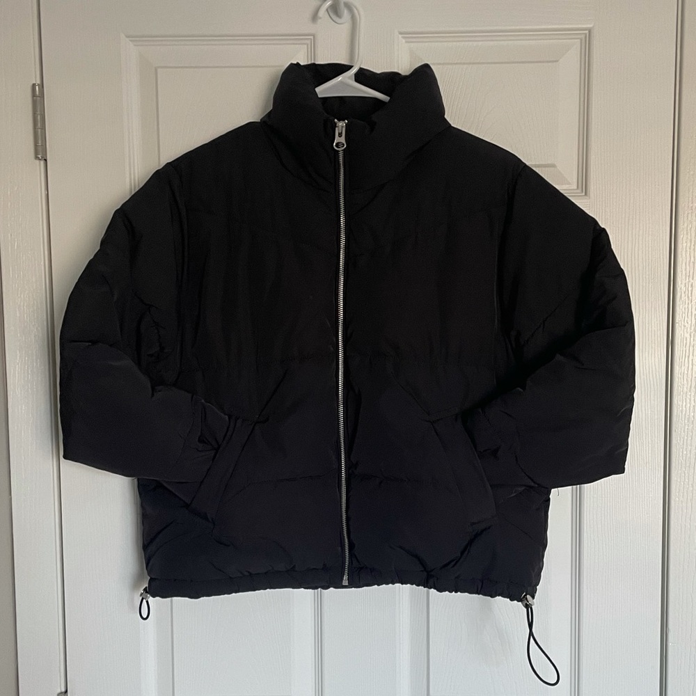 H&M Women’s Puffer Jacket